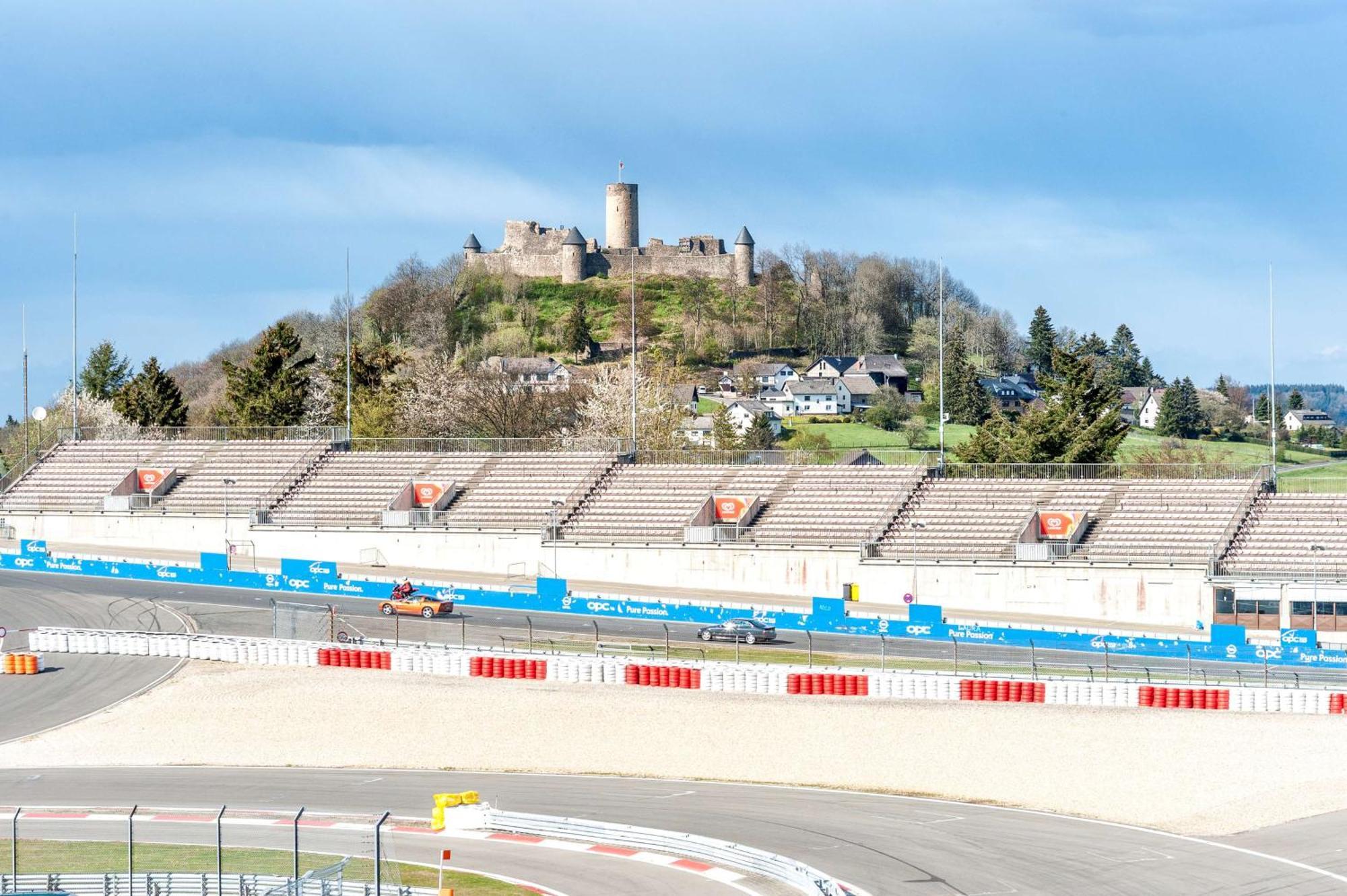 Dorint Am Nuerburgring Hocheifel Hotel Bagian luar foto
