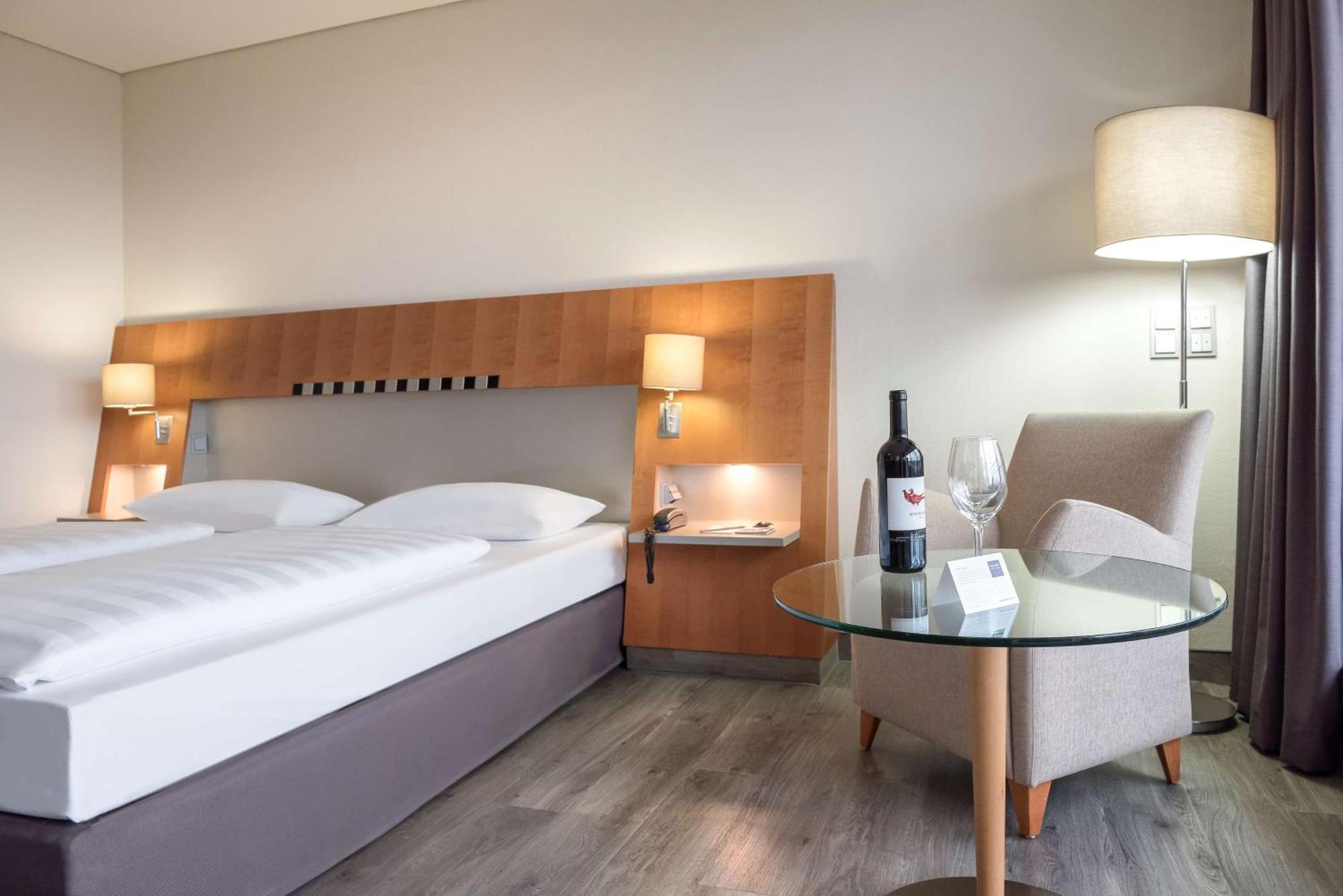 Dorint Am Nuerburgring Hocheifel Hotel Bagian luar foto