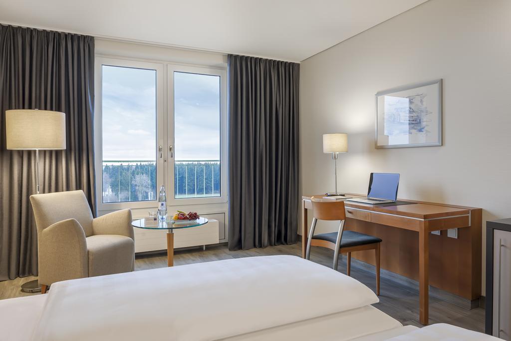 Dorint Am Nuerburgring Hocheifel Hotel Bagian luar foto