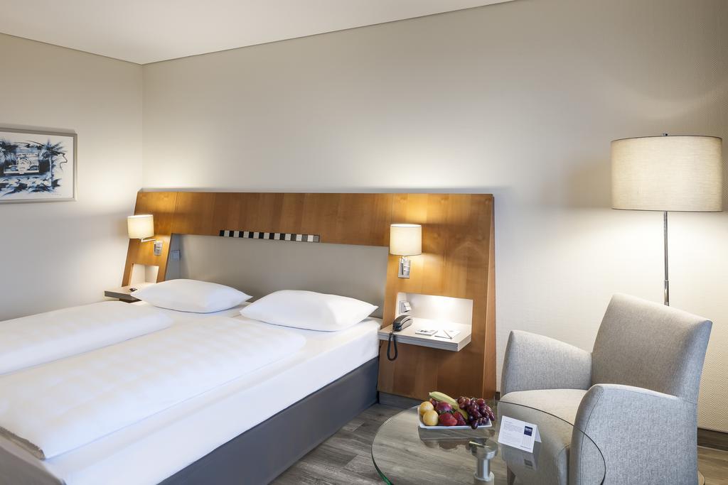 Dorint Am Nuerburgring Hocheifel Hotel Bagian luar foto